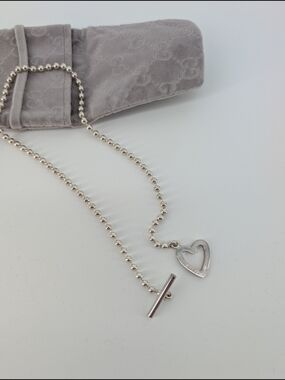 Gucci sterling silver heart T bar boule necklace. 